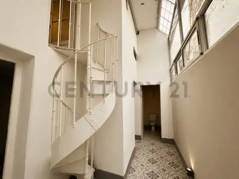 Venta PH 7 Ambientes Recoleta l Ideal Inversion. APTO CREDITO