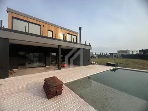 Casa  en Venta en Villanueva, Tigre, G.B.A. Zona Norte