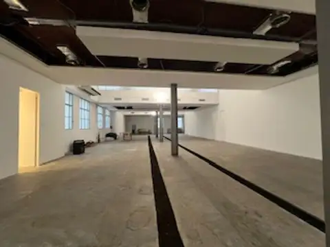 Alquiler Oficina Planta Libre 839 M2-Retiro-Centro