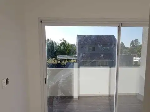 Casa en Alquiler en Pilar del Este - Los Jazmines, USD 1.600