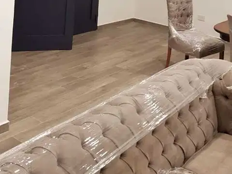 Casa Chalet  en Alquiler en Los Jazmines, Pilar del Este, Pilar