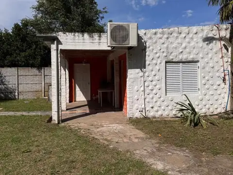 CASA QUINTA EN VENTA EN PEHUAJÓ CON PILETA