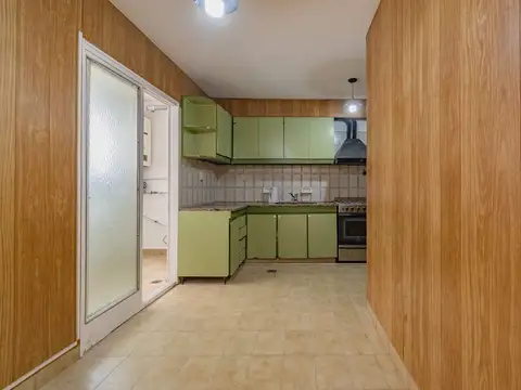 Departamento 4 ambientes con 2 baños