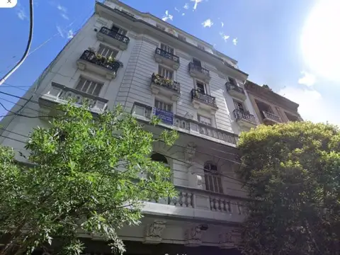 Depto. 5 amb. al frente, 106 m², a reciclar — Congreso