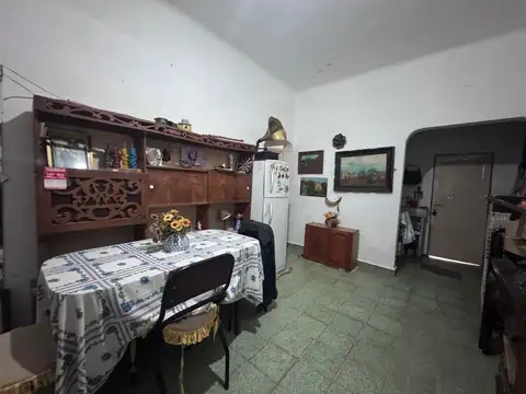 VENTA CASA 3 AMB PARQUE GALPON CASTELAR SUR