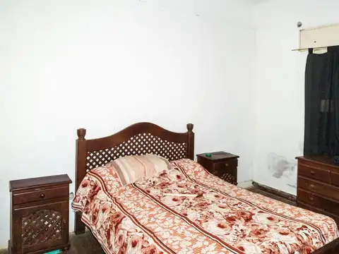 CASA DE DOS DORMITORIOS EN VILLA CONSTITUCION