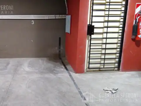 Cochera cubierta VENTA Banfield