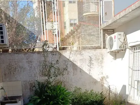 Depto Tipo Casa en Venta de 2 ambientes