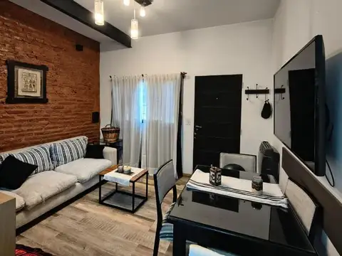 Depto Tipo Casa en Alquiler de 2 dormitorios