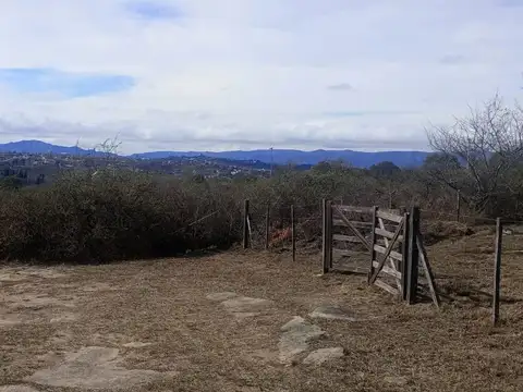VENDE TERRENO DE 593 MTS EN CABALANGO