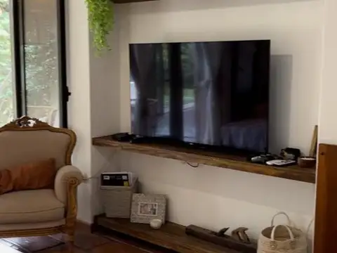 Casa en Venta en Luzuriaga, USD 280.000