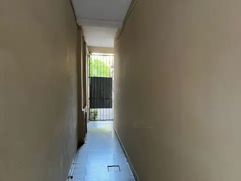 Depto Tipo Casa 3 ambientes con 1 baño