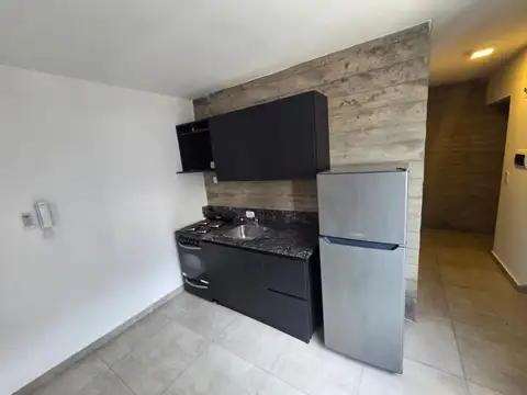 Departamento en Alquiler en Abasto, $ 380.000