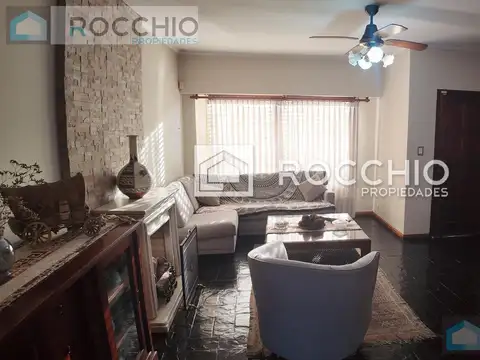 Casa en Venta en Jose Leon Suarez, USD 140.000