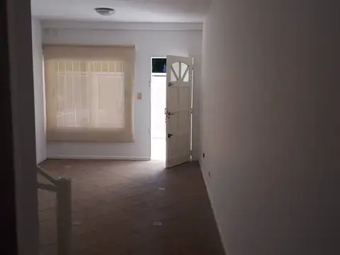 Casa en Alquiler al Sureste