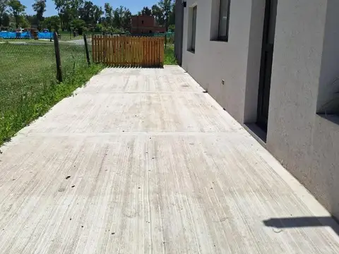 Casa en Venta en Pilar Del Este, USD 184.000