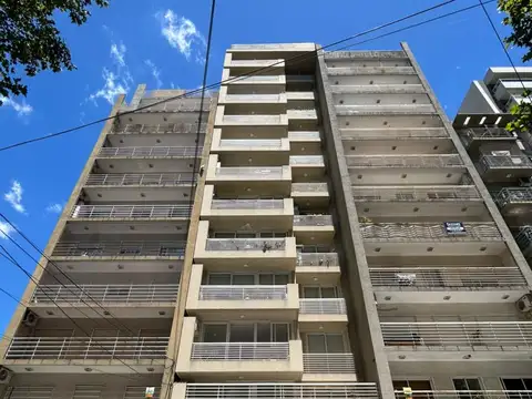 Semipiso 2 ambientes c/balcón - Cochabamba 2234, San Martín.