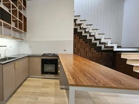 Depto Tipo Casa en Venta de 3 dormitorios