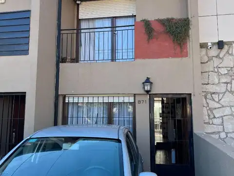 PH TIPO CASA  - LOS TRONCOS - PROX. GUEMES  - SIN EXPENSAS