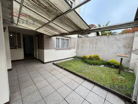 Depto Tipo Casa 4 ambientes con 1 baño