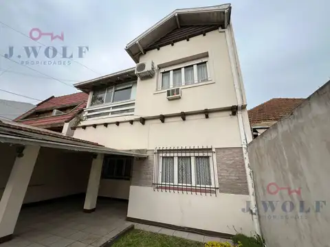Depto Tipo Casa en Venta de 4 ambientes
