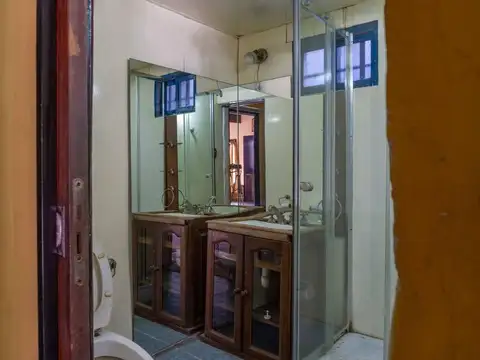 CASA EN VENTA CITY BELL PARQUE