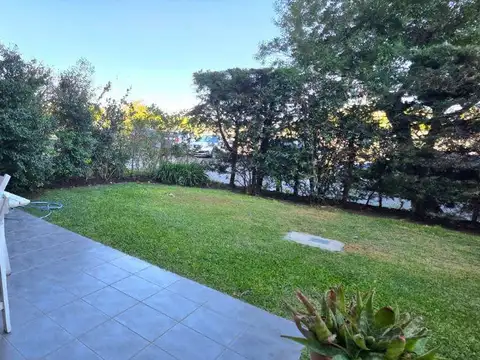 2 Amb. en PB c/Jardín de 100 m² Impecable! Complejo Lagunas de Santa Barbara