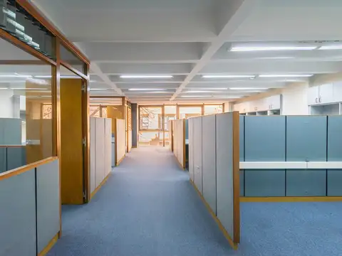 Oficina Piso 3 Entero Excelente Ubicacion y Estado