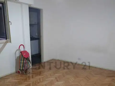 Departamento en Alquiler en Caballito, $ 450.000