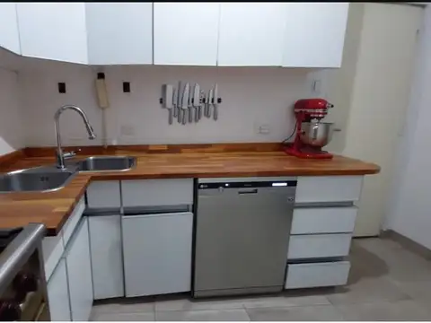 Departamento 4 ambientes con 2 baños