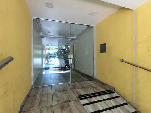 Jorge Bermúdez 1600, Piso 2