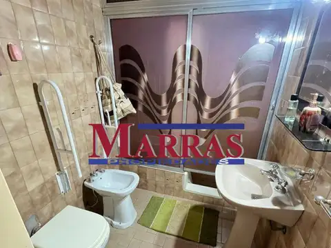 Depto Tipo Casa en Venta 50 años