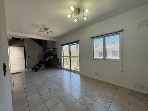 Depto Tipo Casa en Venta de 2 dormitorios