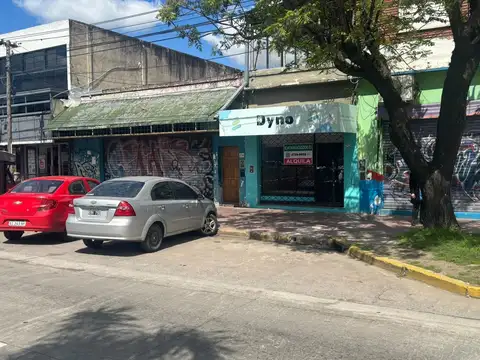 Hipolito Yrigoyen 1700