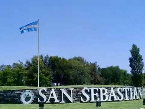 Excelente lote de 800 M2 en San Sebastian.