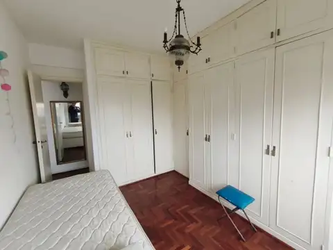 Departamento 2 ambientes,  sobre 9 de julio, a pasos de Uade e Interamericana.