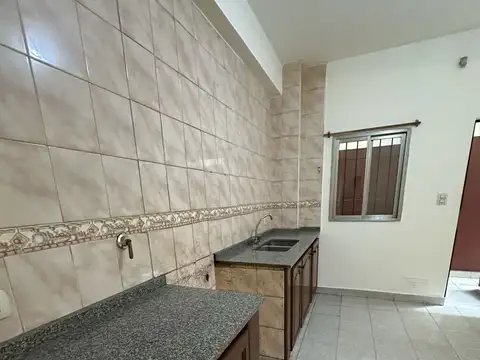 Depto Tipo Casa en Alquiler de 2 dormitorios