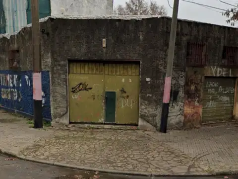Alsina y Pje. Suárez