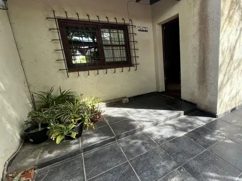 Cayetano Silva  al 3400