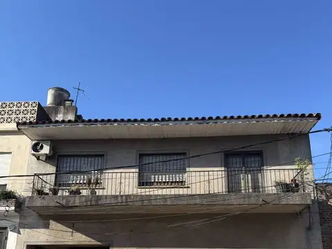 VENTA GALPON/DEPOSITO INDUSTRIAL LOCAL Y VIVIENDA 