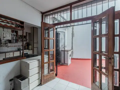 Depto Tipo Casa 4 ambientes con 2 baños