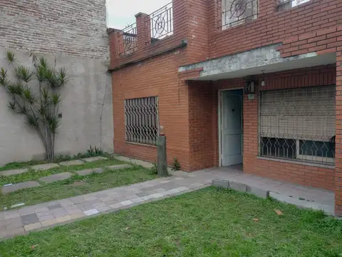 Casa multifamiliar de 3 y 2 amb - Villa Ballester