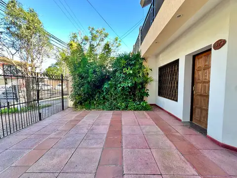 Depto Tipo Casa en Venta de 5 ambientes