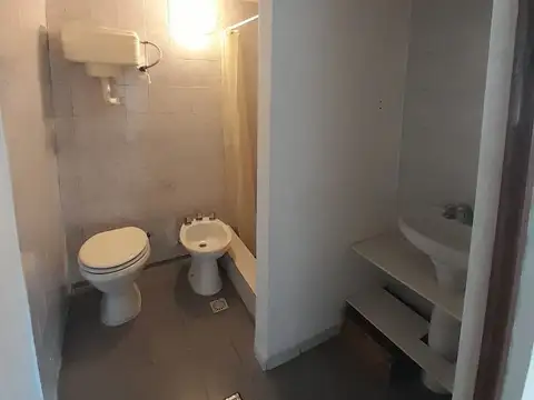 Depto Tipo Casa en Alquiler de 2 ambientes