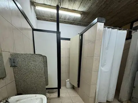 Galpon en Venta 26  mts Fondo