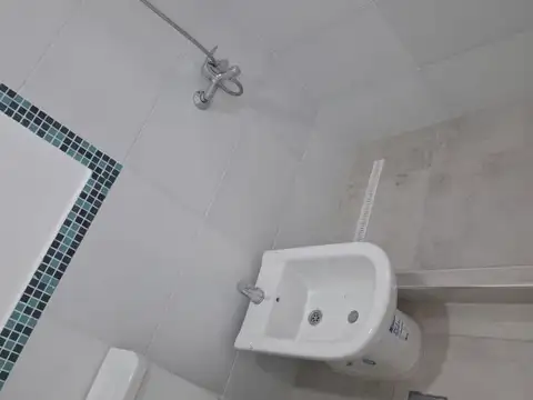Depto Tipo Casa en Venta en General Fernandez Oro, USD 118.000