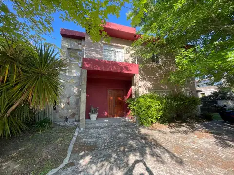 Casa en Venta en Loma Verde, USD 198.000