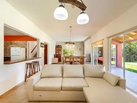 Casa en Venta al Este