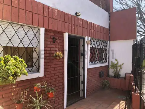 Casa en Venta en Burzaco Este, USD 55.000
