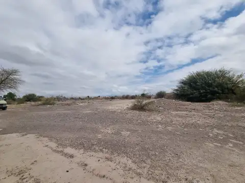 Terreno en Alquiler de 6740,0 m2